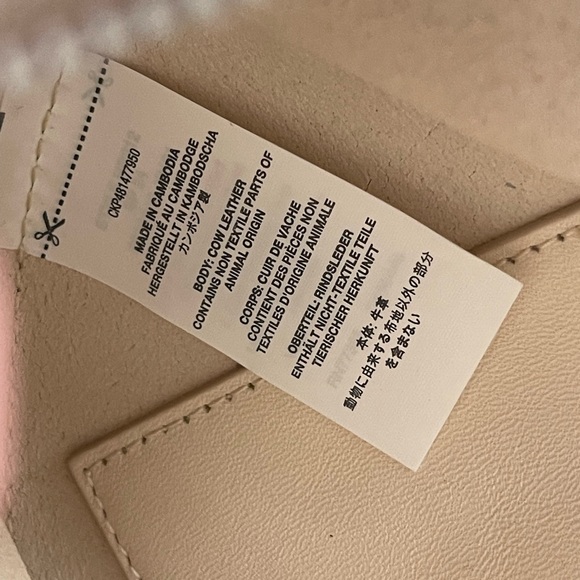 Madewell The Essential Convertible Top
Handle Crossbody Mini Bag - Picture 9 of 12